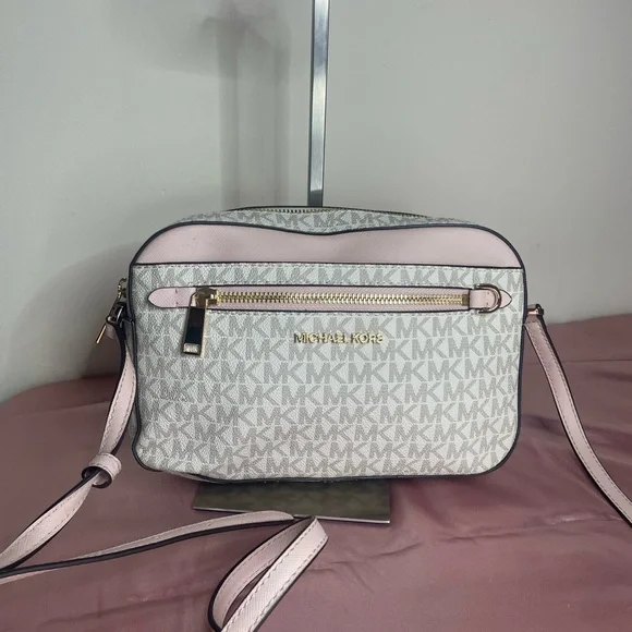 Authentic Michael Kors Purse  #049NC Jet Set Large Logo Crossbody Bag - Picture 2 of 14